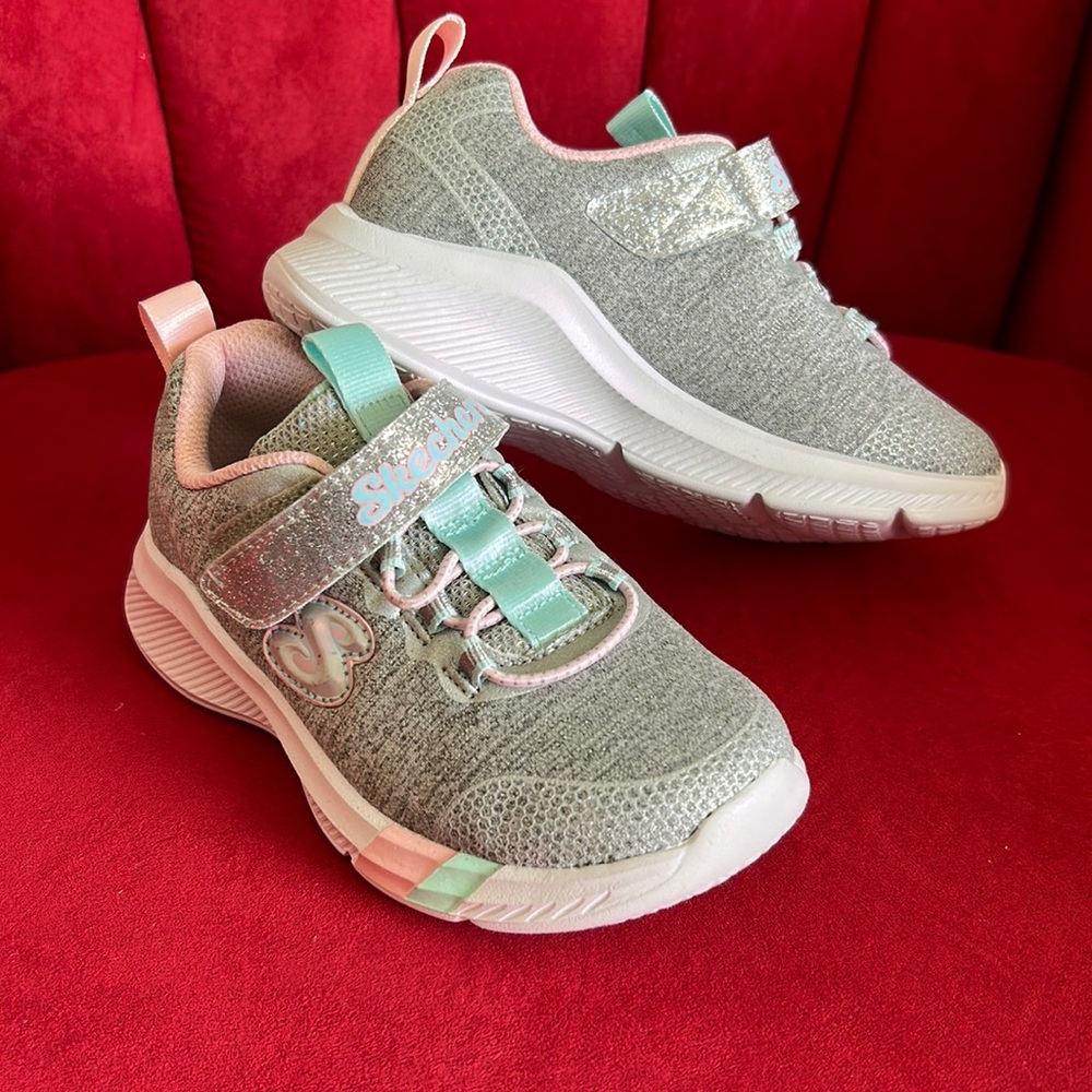 Sketchers Girl Sneakers